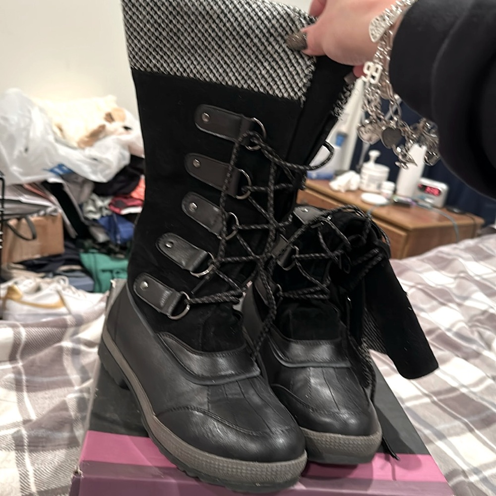 Lane Bryant winter boots. 8W